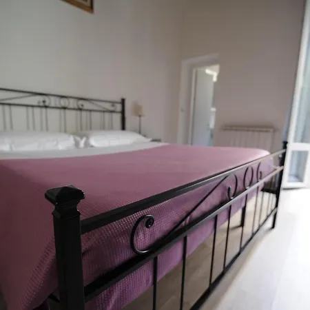 Porta San Frediano Bed & Breakfast *