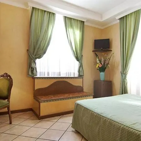 Montreal 3* Florence