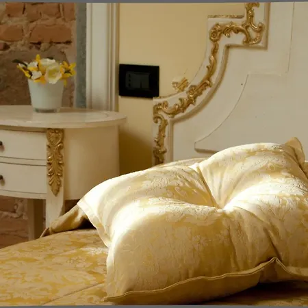 Casa Leopardi Флоренция