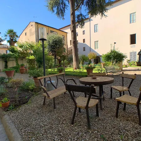 Casa Per Ferie Suore Oblate Dell'assunzione Frühstückspension Florenz