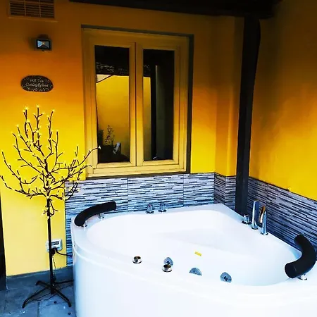 Nadia's Lovely - With Private Garden And Jacuzzi Florenz