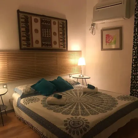 Casa Grazia-near Smn Station Apartment Florence