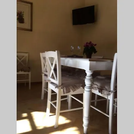 Apartment Charming Family With Private Garage *