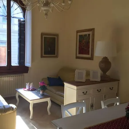 Apartment Charming Family With Private Garage Florence
