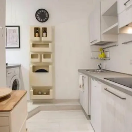Oltrarno Apartment Florence