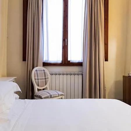 Casa Uffizi Xiii Century Tower House Boutique Guest house