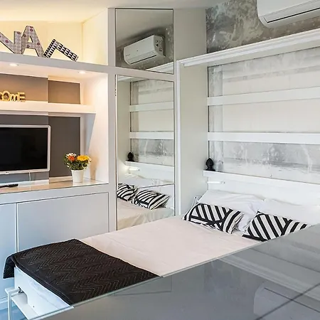 Apartment Attichino Loft In Near Station *