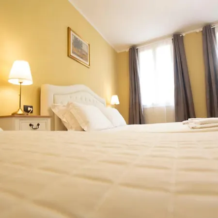 Apartment Valia Pitti 3 *