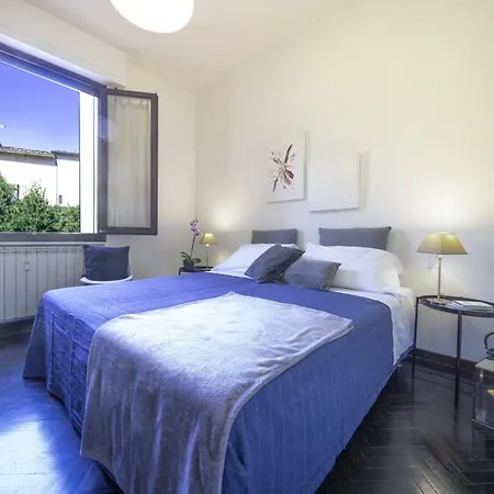Apartment Cozy Roman With Parking *