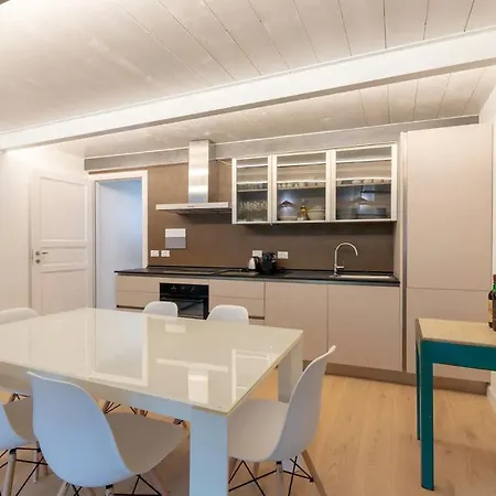 Luxury Vista Cappelle Medicee Apartment
