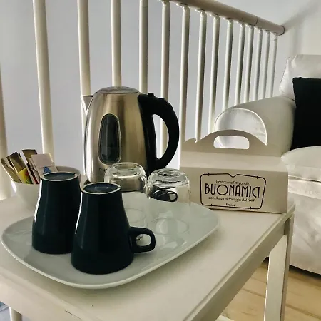 Bed & Breakfast In San Frediano *