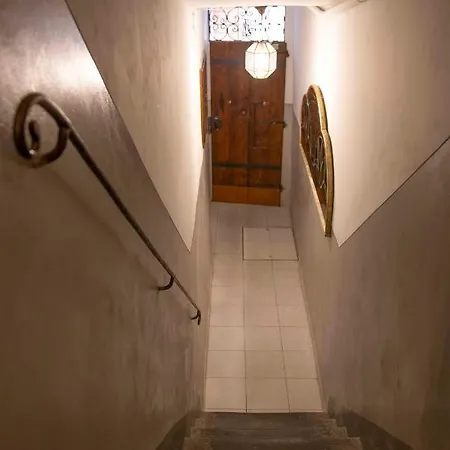 Valia Pitti 3 Apartment