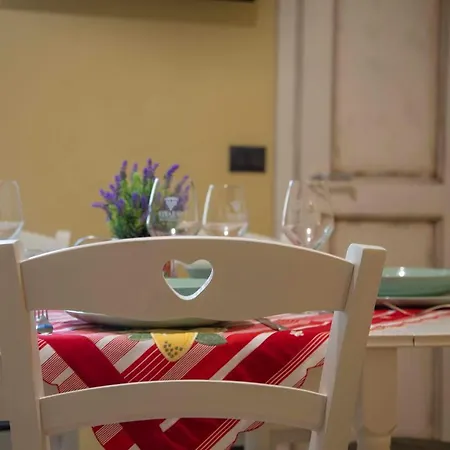 Valia Pitti 3 *