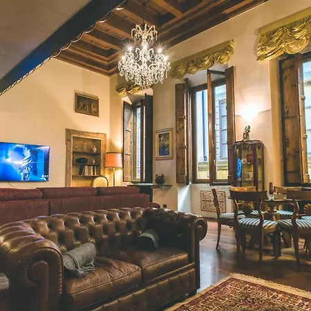 Apartment Albizi Prestige Florence