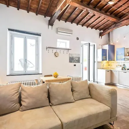 Apartment Bright House With Terrace In Santa Croce *