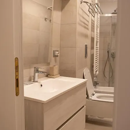 Konukevi Provenzale Casa Floransa