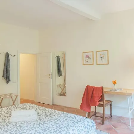 Appartamento Cozy Macci Flat 4 People Near Santa Croce Square *