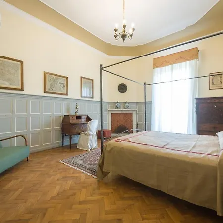 Villa Merlo Ner0 Florence