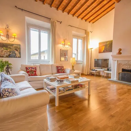 Bellavista Apartment *