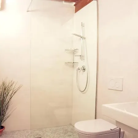 Apartment Cozy Macci Flat 4 People Near Santa Croce Square