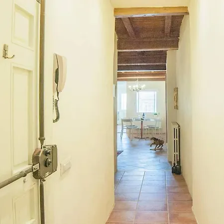 Cozy Macci Flat 4 People Near Santa Croce Square