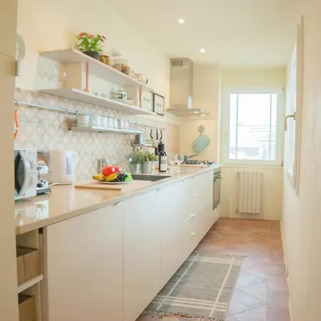 Cozy Macci Flat 4 People Near Santa Croce Square *