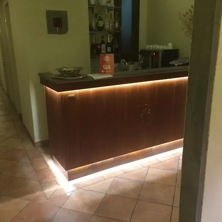 Renaissance מלון 3*