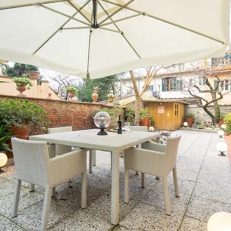 Apartment Ponte Rosso Modern