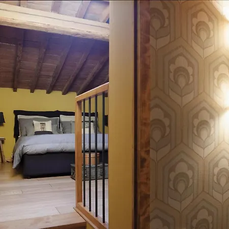 Italian Fantasy Takes Away Apartment *