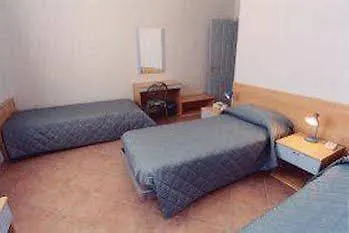 Guest house Girasole House 3*