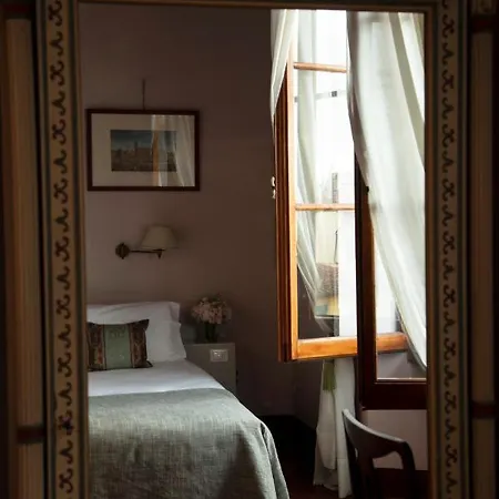 Palazzo Guadagni 3* Firenze