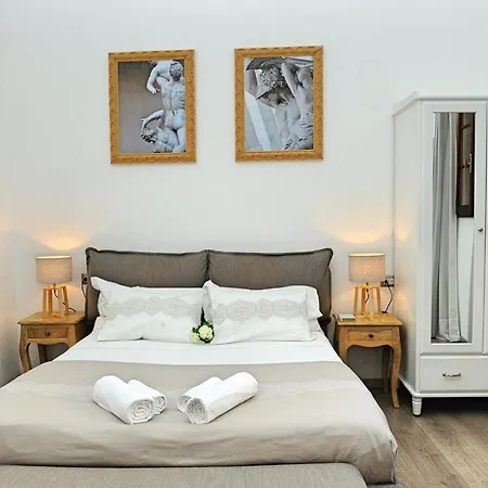 Domus Plaza Guest house Florence