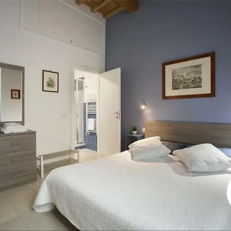 Apartment Lg House With Balcony Near Ponte Vecchio *