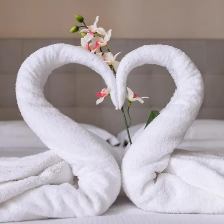 Apartment Pinzochere Artistic For Family Florence