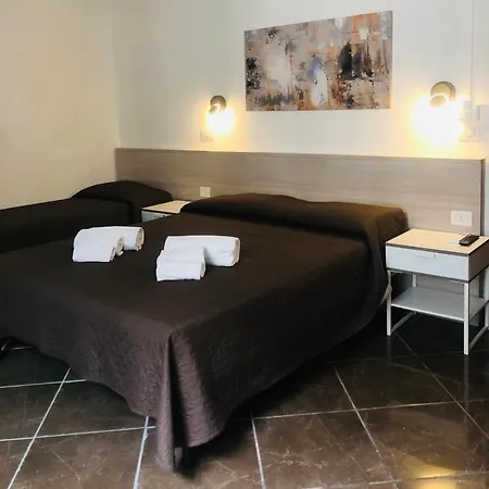 Nazionale Hotel *