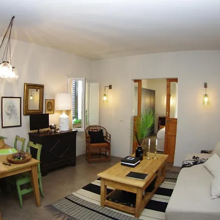 Apartment Centro Citta Quartiere Oltrarno Con Una Camera Da Letto Florenz