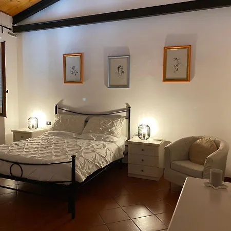 Apartmán Cozy 4th And Top Floor *