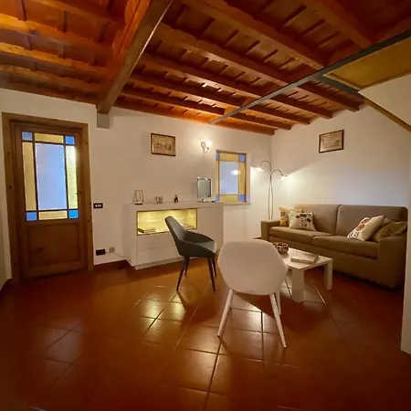 Appartamento Cozy 4th And Top Floor *