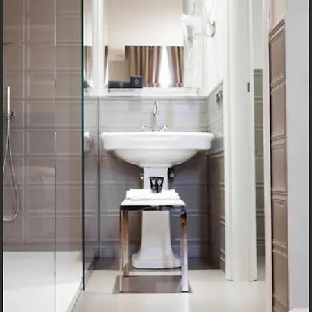 Lombardia Hotel 3*