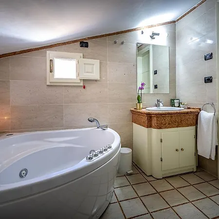 Palazzo Gamba Al Duomo Aparthotel Firenze