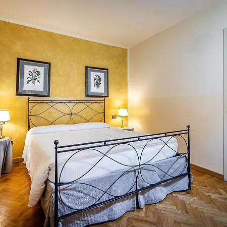 Aparthotel Palazzo Gamba Al Duomo 4*