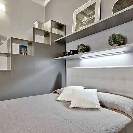 Santo Spirito Flat * Florence