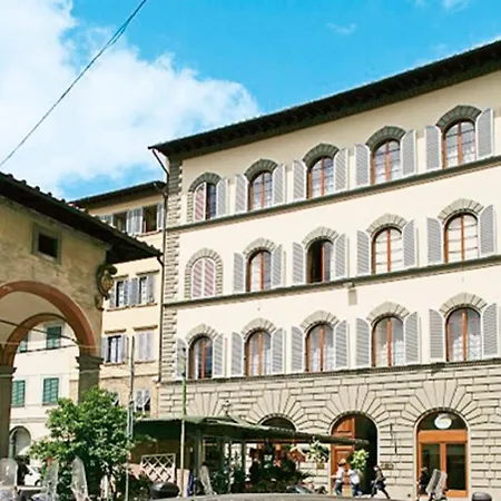 Palazzo Dei Ciompi 4* Florence