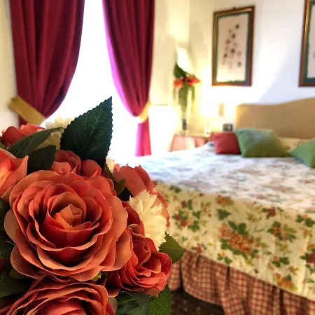 Joivy Together Secret Nest Hotell