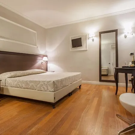 Hotel Lombardia 3*