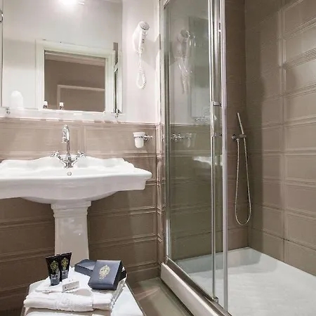Lombardia Hotel 3*
