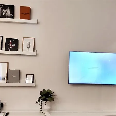 Novella Style 1 Apartment *