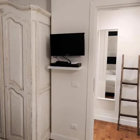 Apartment Novella Style 1 *