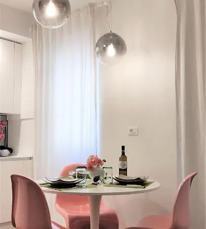 Novella Style 1 Apartment Florence