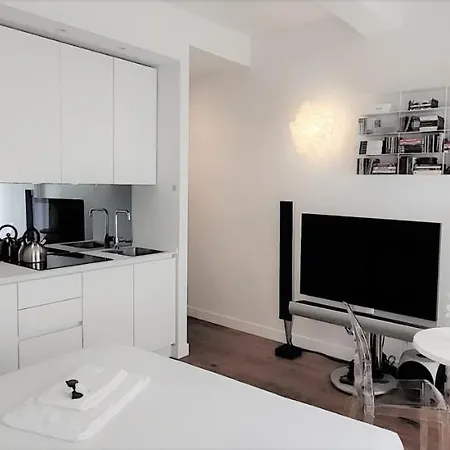 Novella Style 2 Apartment *